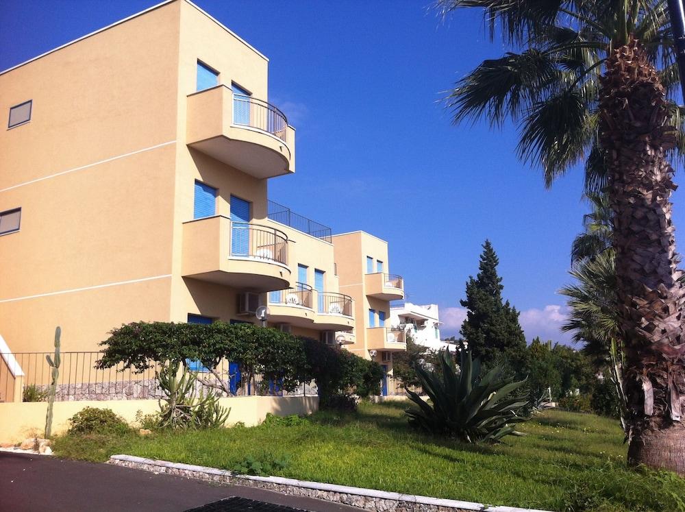 Elihotel Sant'Alessio Siculo Ngoại thất bức ảnh