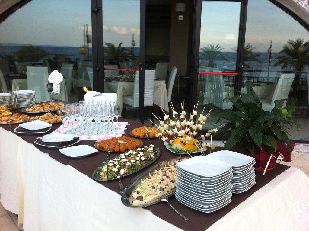 Elihotel Sant'Alessio Siculo Ngoại thất bức ảnh