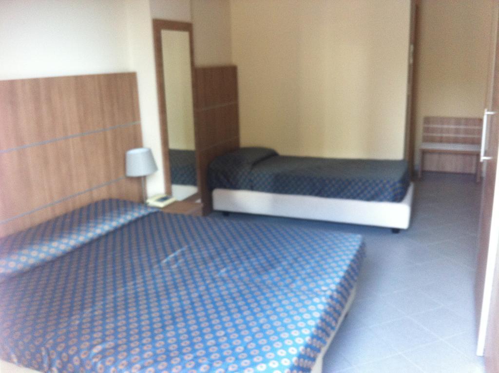 Elihotel Sant'Alessio Siculo Phòng bức ảnh