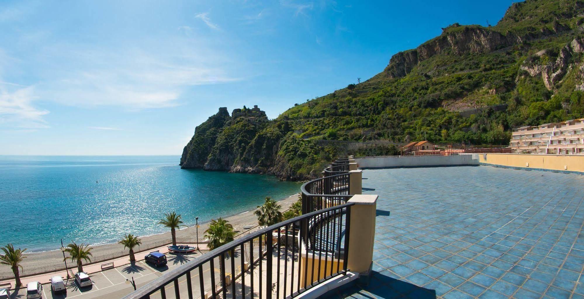 Elihotel Sant'Alessio Siculo Ngoại thất bức ảnh