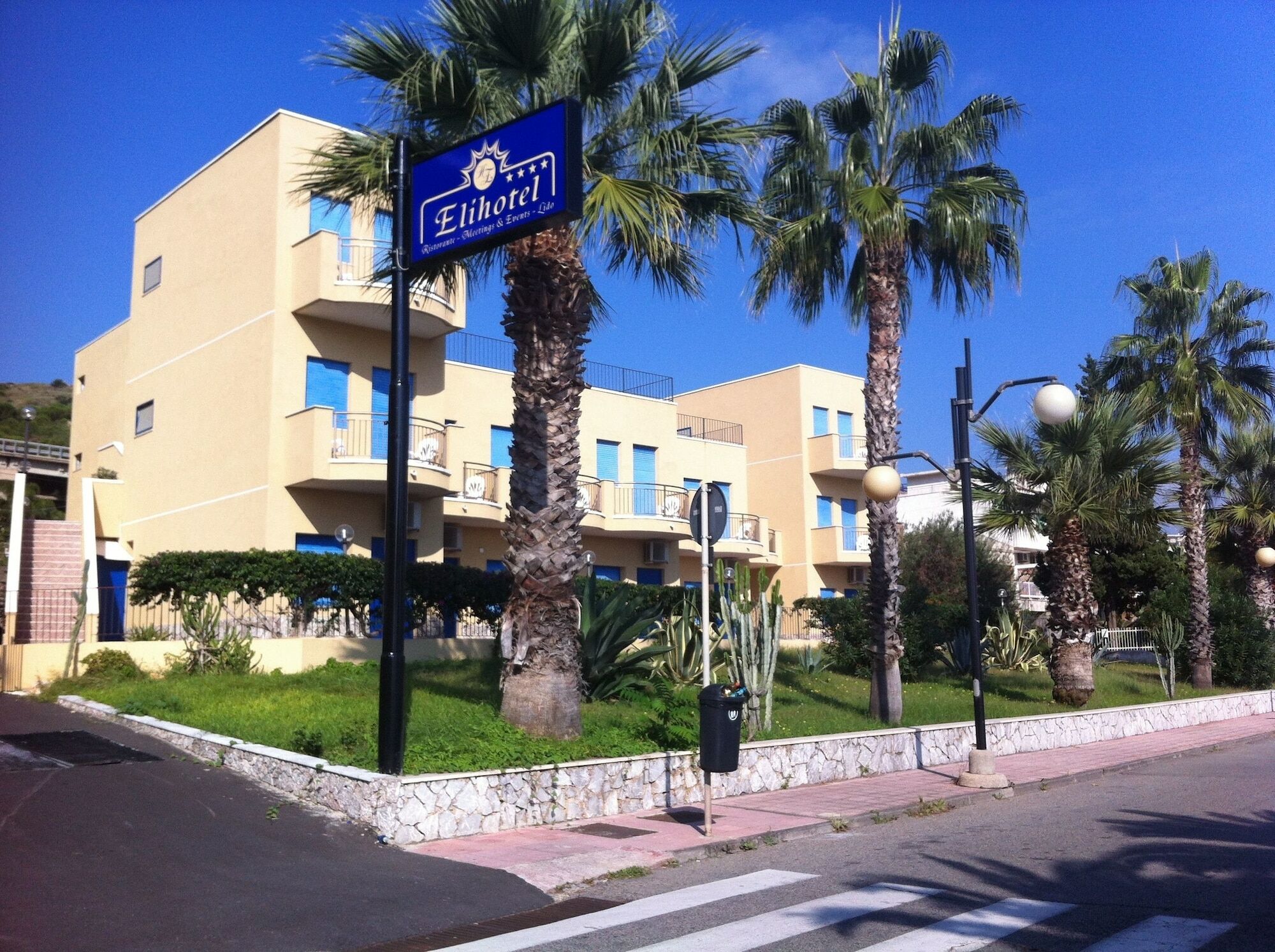 Elihotel Sant'Alessio Siculo Ngoại thất bức ảnh